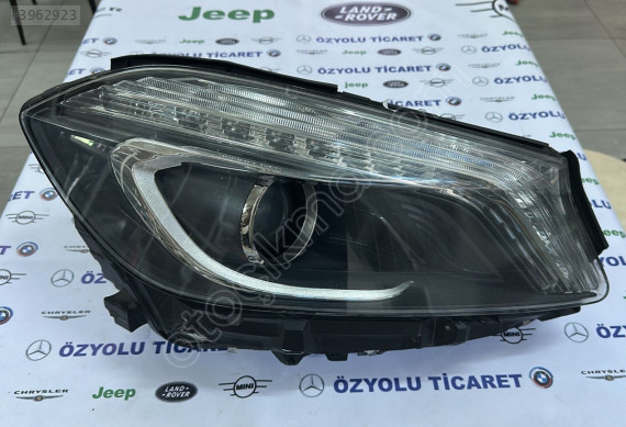 MERCEDES W176 A Zenon Sağ Far A1768201261