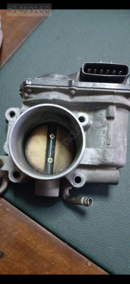 22030 28050 Toyota avensis 2.0 benzinli boğaz gaz kelebeği 1 az
