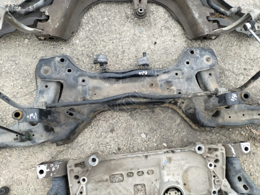 VOLKSWAGEN POLO ÖN TRAVERS ÜÇEL OTO ÇIKMA BURSA