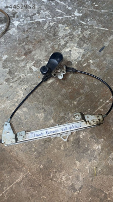 Fiat punto sol arka cam kirikosu