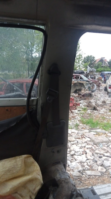 Nissan urvan emniyet kemeri yedek parça