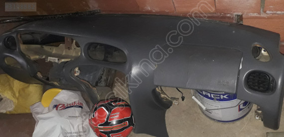 Hyundai Elantra 2000 model çıkma ön torpido
