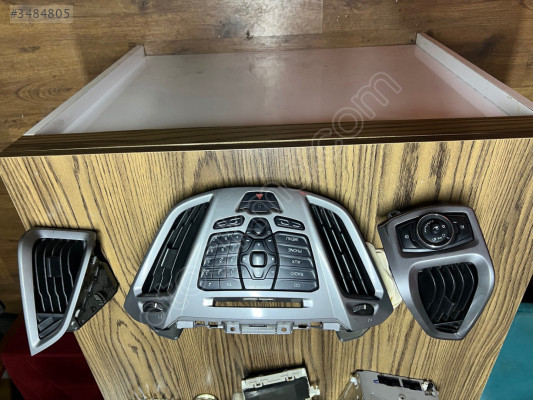 Ford transit Custom sol üfleme ızgarası komple