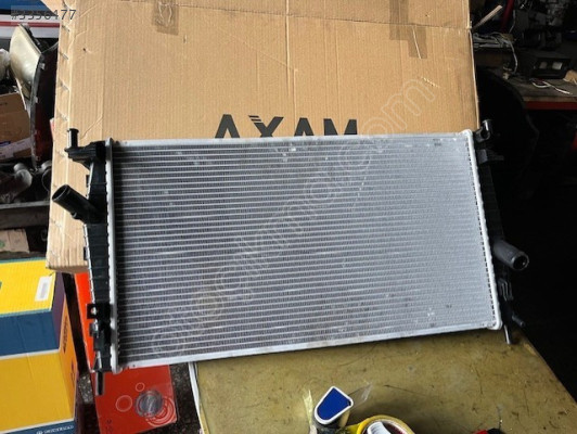 VOLVO S40 SU RADYATÖRÜ 2004 2012 26MM