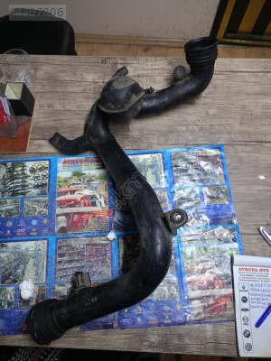 1K0145770B Caddy 1.9 04/10 model hava Filtre hortumu