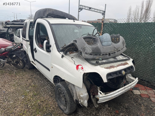 SAMSUN USTAŞ OTOMOTİV'DEN HURDA BELGELİ FİAT DOBLO