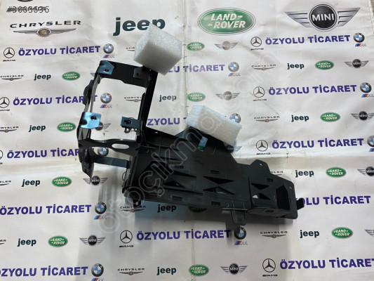 BMW F10-F10 LCİ 5 SERİSİ SAĞ FAR YUVASI 5164 7200794