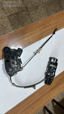 2012-2016 WV JETTA SOL ÖN KAPI KİLİDİ MEKANİZMA ORJ ÇIKMA