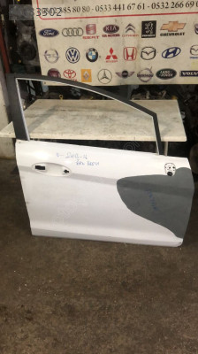 2013-2016 FORD FİESTA SAĞ ÖN KAPI