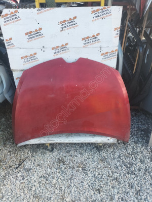 Renault Clio 4 çıkma motor kaputu