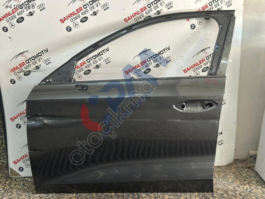 AUDİ A3 SOL ÖN KAPI