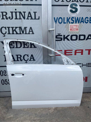 SKODA OCTAVİA SAĞ ÖN KAPI