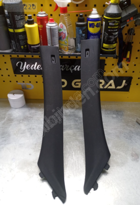BMW E90 ÖN DİREK KAPLAMA TAKIM SİYAH