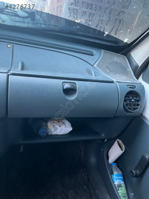 RENAULT KANGOO TORPİDO KAPAGI