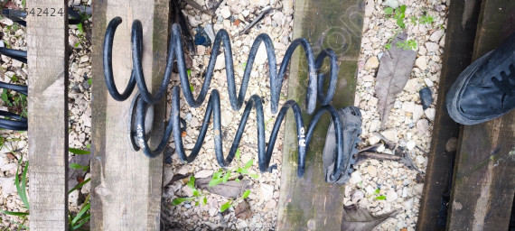 KİA RİO SAĞ - SOL HELEZON YAY