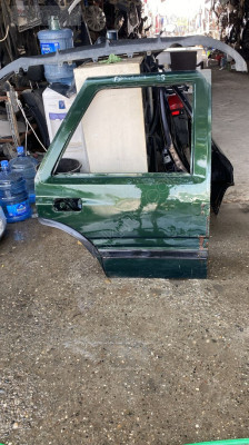 Opel FRontera 2000 model sag arka kapı