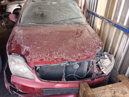 toyota corolla 2001.2006 ön komple