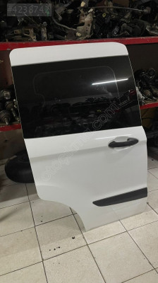 COURİER SAĞ SÜRGÜLÜ KAPI HATASIZ BOYASIZ ORJİNALL ÇIKMA PARÇAA