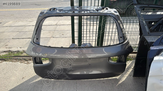 MERCEDES GLB W247 BAGAJ KAPAĞI