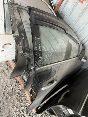 RENAULT FLUENCE SAĞ ÖN KAPI  GÜÇMANLAR OTO