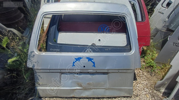 Mazda E-2200 Bagaj Kapağı