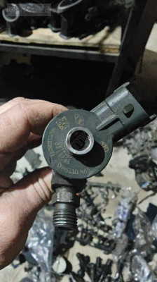 0445 110 485 RENAULT DACİA 1.5 DİZEL ENJEKTÖR ADET