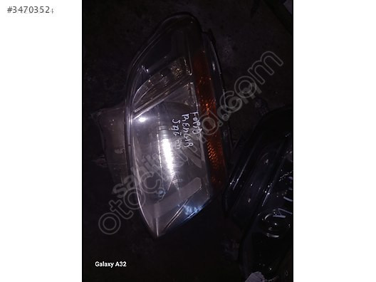 FORD RANGER SAĞ FAR KONUK OTO 05366077016