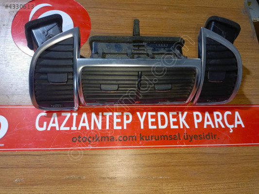 Audi Q7 klima kalorifer ızgara sağ sol orta set