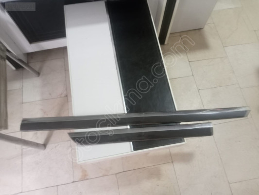 VW PASSAT B8 ÖN ARKA KAPI ÇİTASI