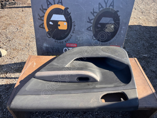 Peugeot 307 Sağ Arka Kapı Döşemesi Orjinal Çıkma