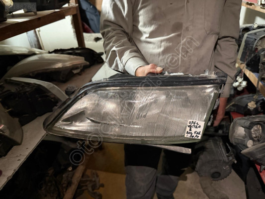 OPEL VECTRA B SOL FAR ORJİNAL ÇIKMA 98 MODEL 2. ÜRÜN