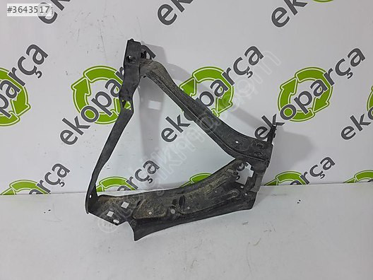 MERCEDES C SERİSİ 2007 2014 W204 SAĞ FAR YUVA SACI A2046200891