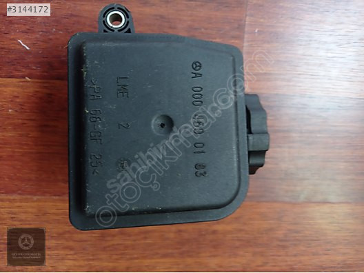 MERCEDES DİREKSİYON POMPASI YAĞ HAZNESİ A0004600183