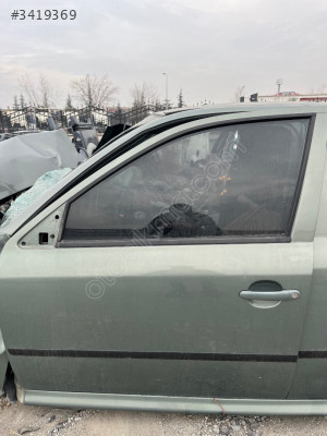 SKODA OCTAVİA A4 SOL ÖN KAPI