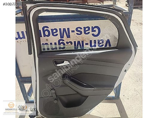 FORD FOCUS 2012 2014 ARASI ÇIKMA ORJİNAL SAĞ ARKA KAPI