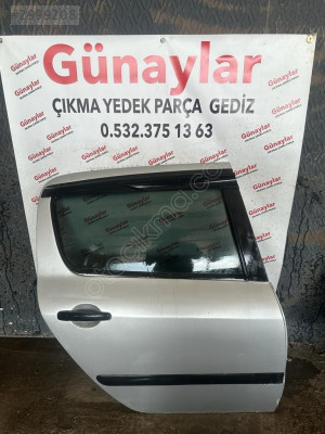 PEGUEOT 307 SAĞ ARKA KAPI