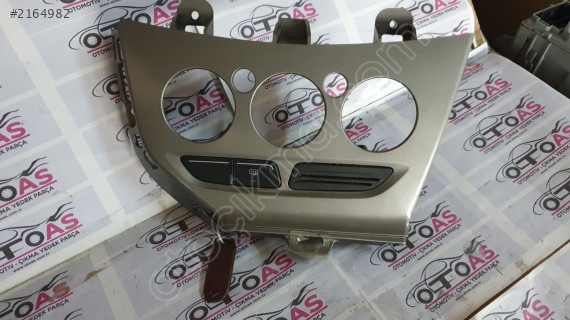 FOCUS 3 KLİMA PANEL ÇERÇEVESİ BM5T18549