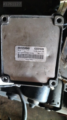 8973258946 meriva 1.7 motor beyni