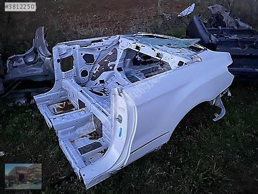 MERCEDES W207 E-CUP ORJİNAL KESME ARKA KOMPLE