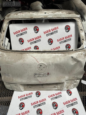 FIAT 500 L 2015-2019 MODEL BAGAJ KAPAĞI ÇIKMA PARÇA