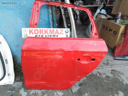 AUDI A1 SOL ARKA KAPI 2010-2015