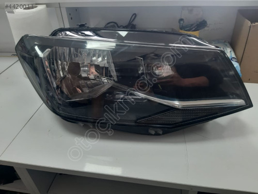 CADDY 2016-2019 SAĞ FAR