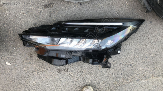 TOYOTA CHR ORJİNAL ÇIKMA SOL FAR