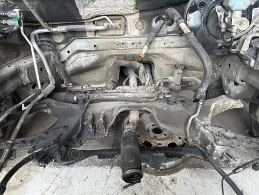 Peugeot 407 1.6 HDİ ALT TRAVERS ÖN BEŞİK