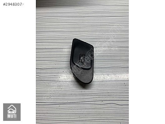 RENAULT  Safrane 1 93-99 sol ön cam düğme çerçevesi 77008119.