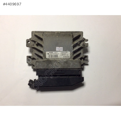 Renault Clio 1.2 Motor Beyni S110140201A 8200326395 8200326387