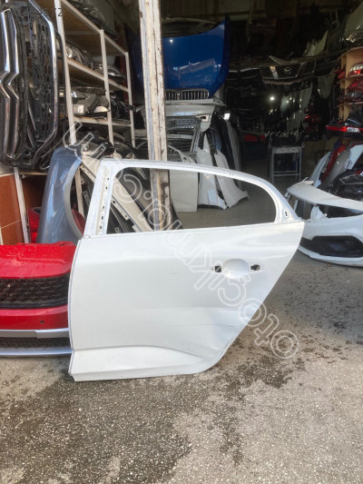 RENAULT MEGANE 4 SOL ARKA KAPI