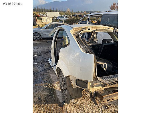 FORD FOCUS 2 2008 HATCHBACK SOL ARKA ÇAMURLUK 05305115921