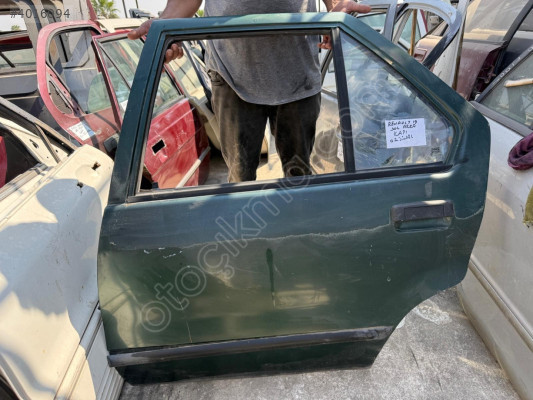 R5 Modeli İçin Renault Orjinal Çıkma Sol Arka Kapı Kilidi