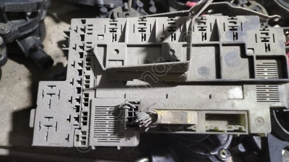 Renault Clio Sigorta Body Beyni 21656613-9 P8200031555